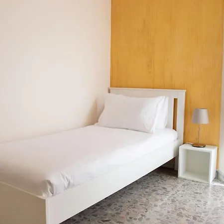 Vintage Charm & Comfort - Garbatella Apartment