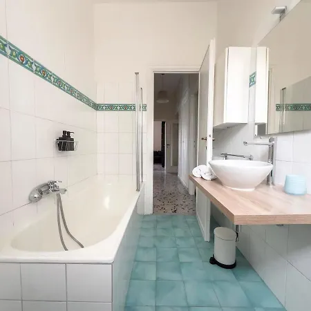 Vintage Charm & Comfort - Garbatella Apartment *