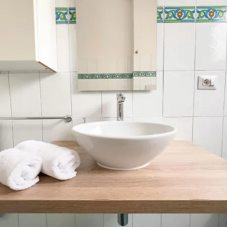 Vintage Charm & Comfort - Garbatella Apartment